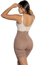 Load image into Gallery viewer, 4520 JACKY LONDON SHORT